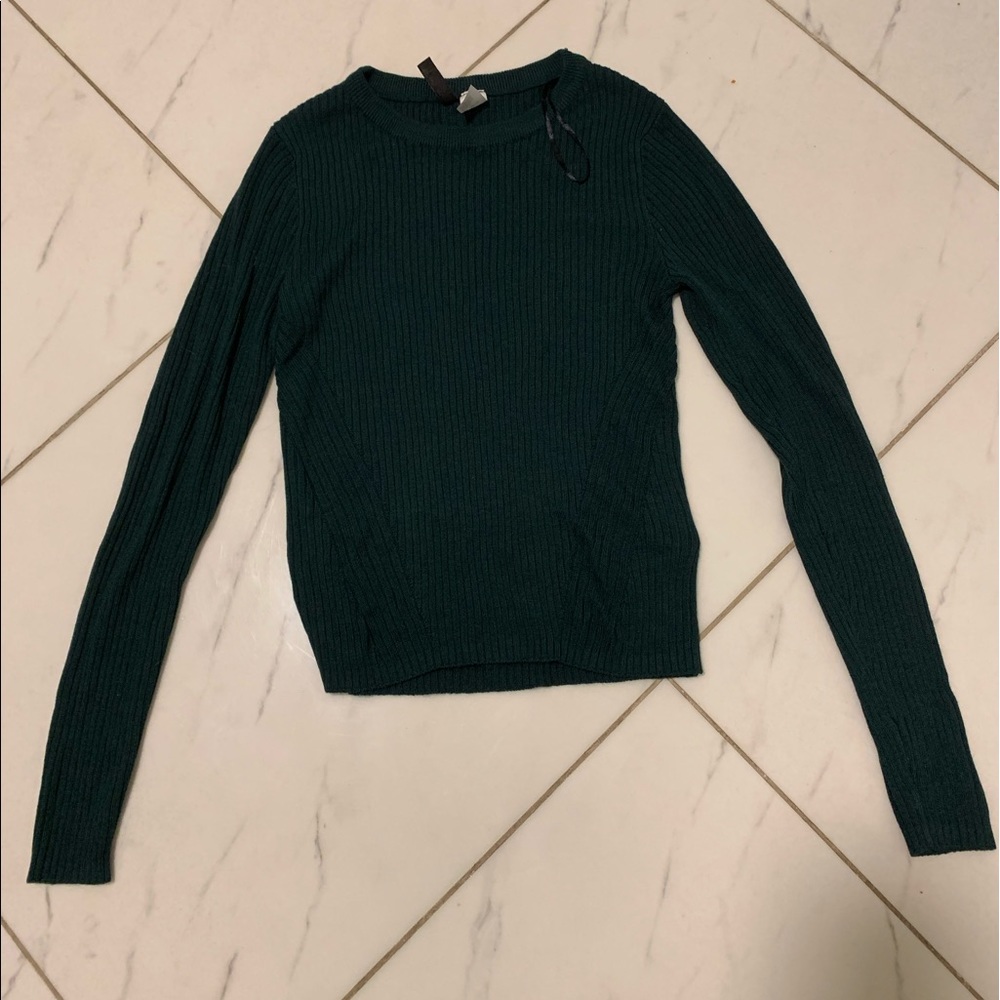 Green long sleeve blouse